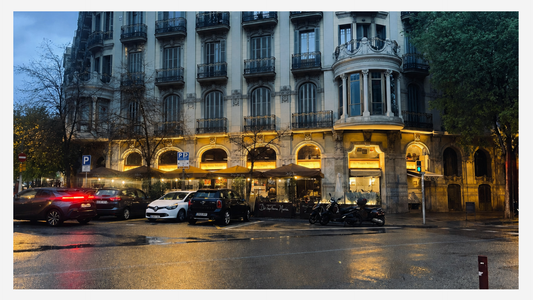 Technical Guide: How to Light Your Commercial Space as Natural Light Decreases