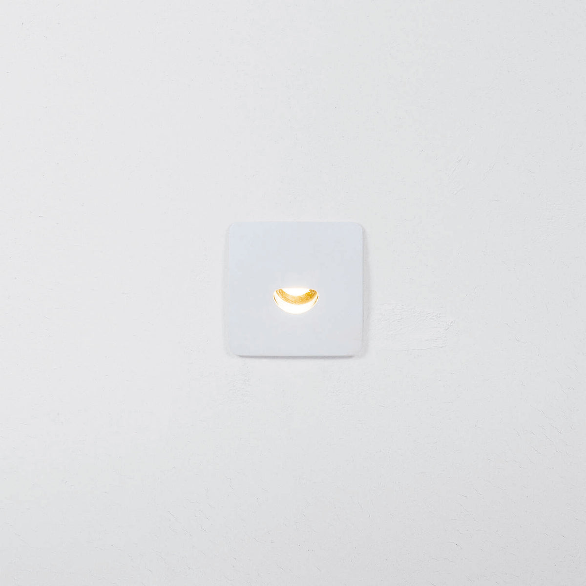 Lit Square 2,4W 80_3000K 20° IP67 White ON-F [X026.83000220.WS.XX1]