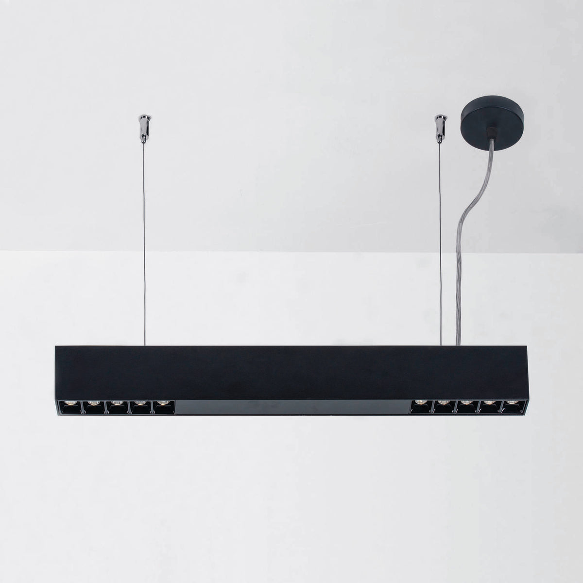 NXLINE-X-1999_p 12,8W 90_2700K 45° Negro PUSH [XOA0.92701145.BS.XX4]