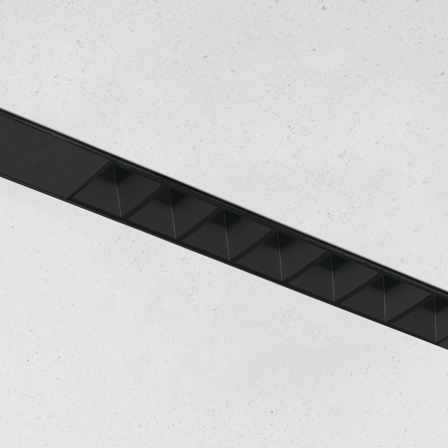 NX7-F-IND-2850_in tl 87,4W 80_3000K 65° Black DALI [LXA6.83007665.BL.XX5]