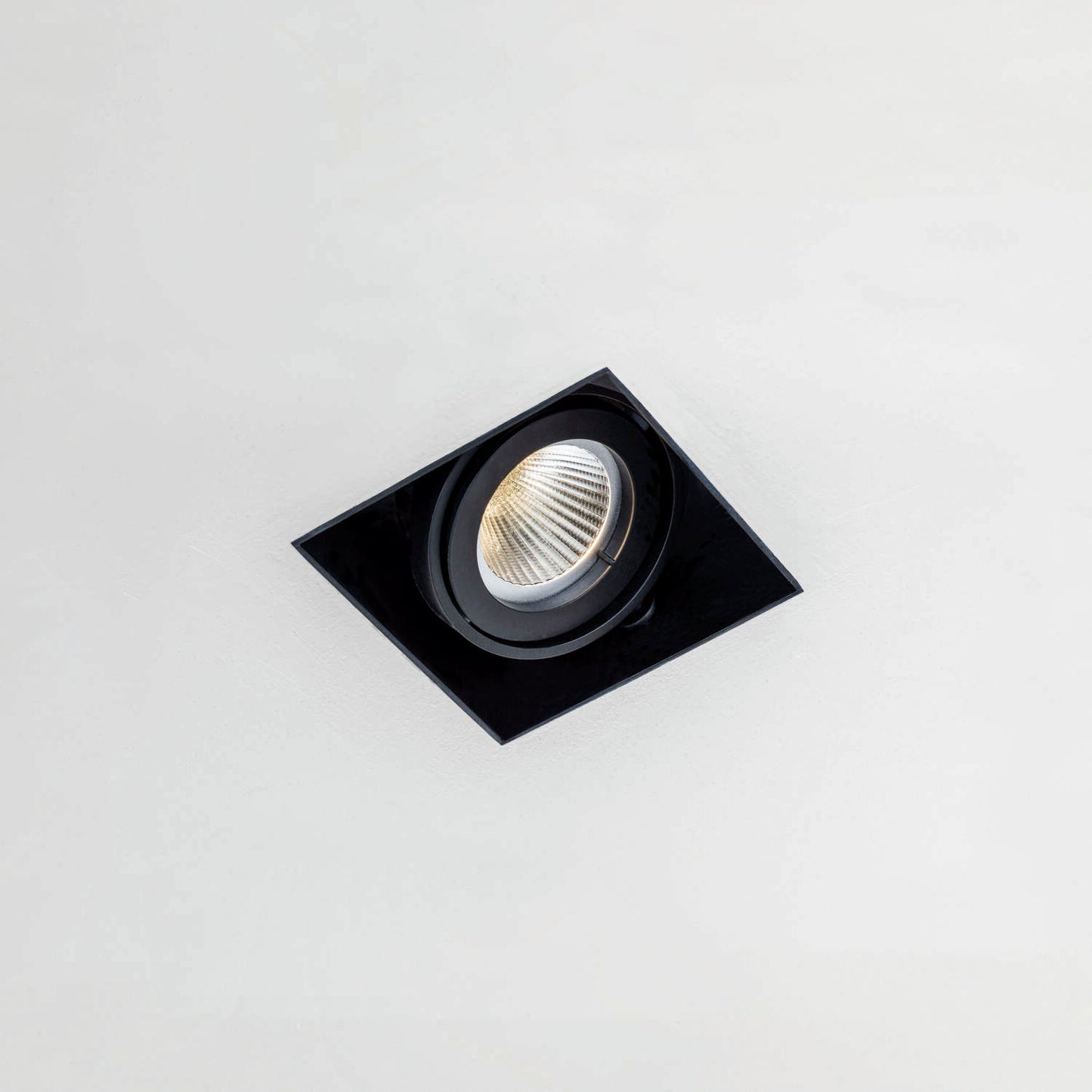 Embellecedor 50 1x1 10,3W 90_3000K 20° Blanco 1-10 [E110.93000920.SL.XX3]