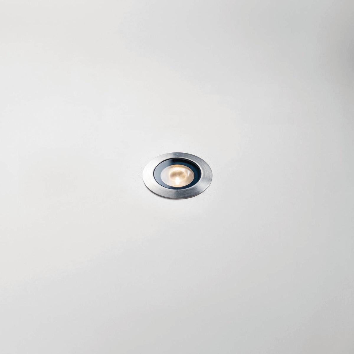 Wet S 3W 80_3000K 10° IP68 Inox 24V [X047.83000310.II.XX0]